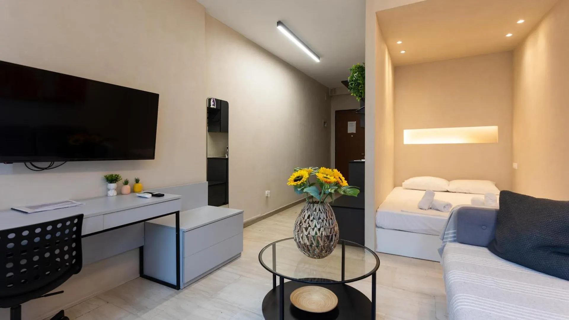 Tsimiski Double Suites #8 Saloniki