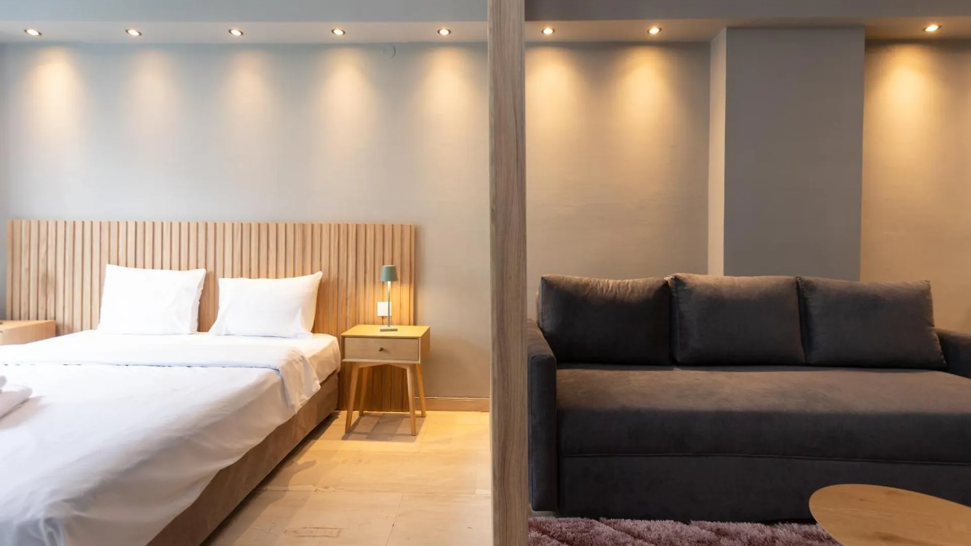 Tsimiski Double Suites #8 Saloniki